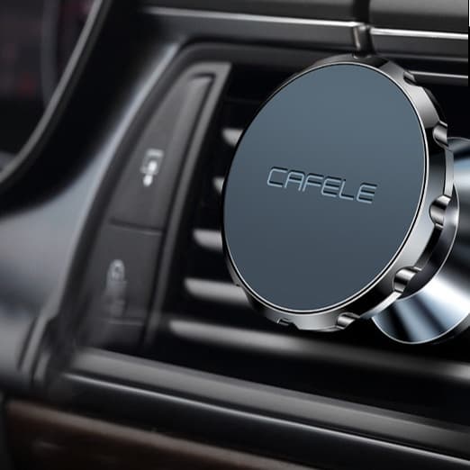 スマホホルダー　車 高級感溢れる マグネット式車載スマートホルダー
