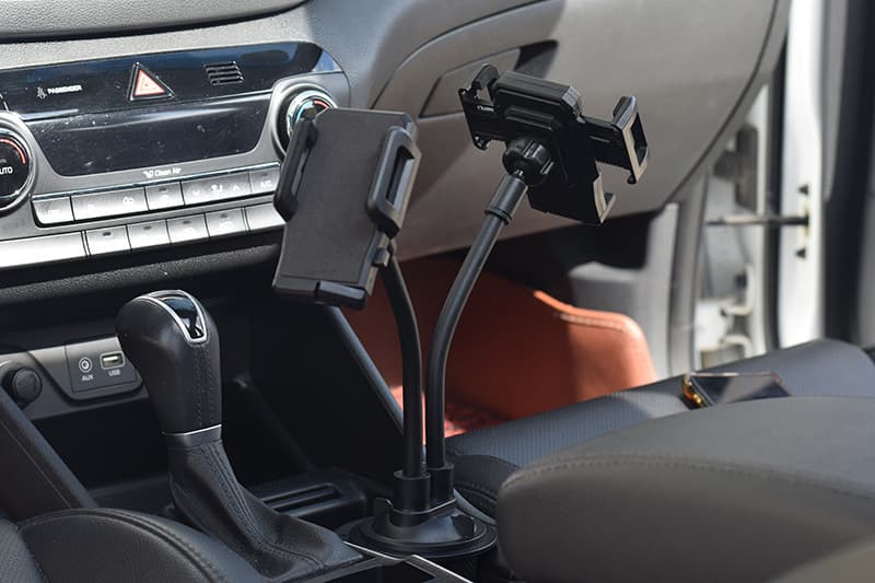 スマホホルダー 車 ツイン伸縮スマートフォンスタンド